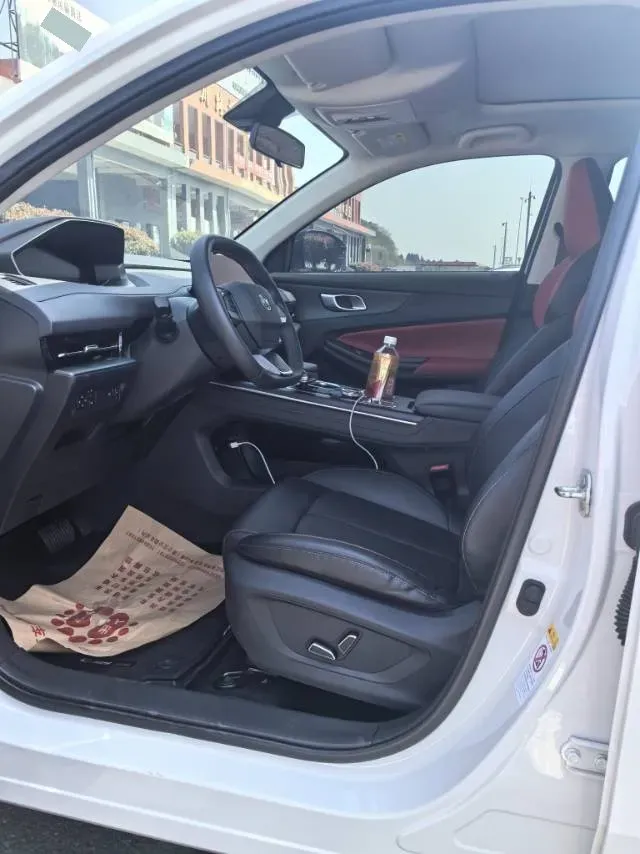 2022 ChangAn Oshan X7 Plus 1.5T 188HP L4 7DCT,autocango,china used car exporter,china ev exporter,chinese used car exporter,chinese used ev exporter