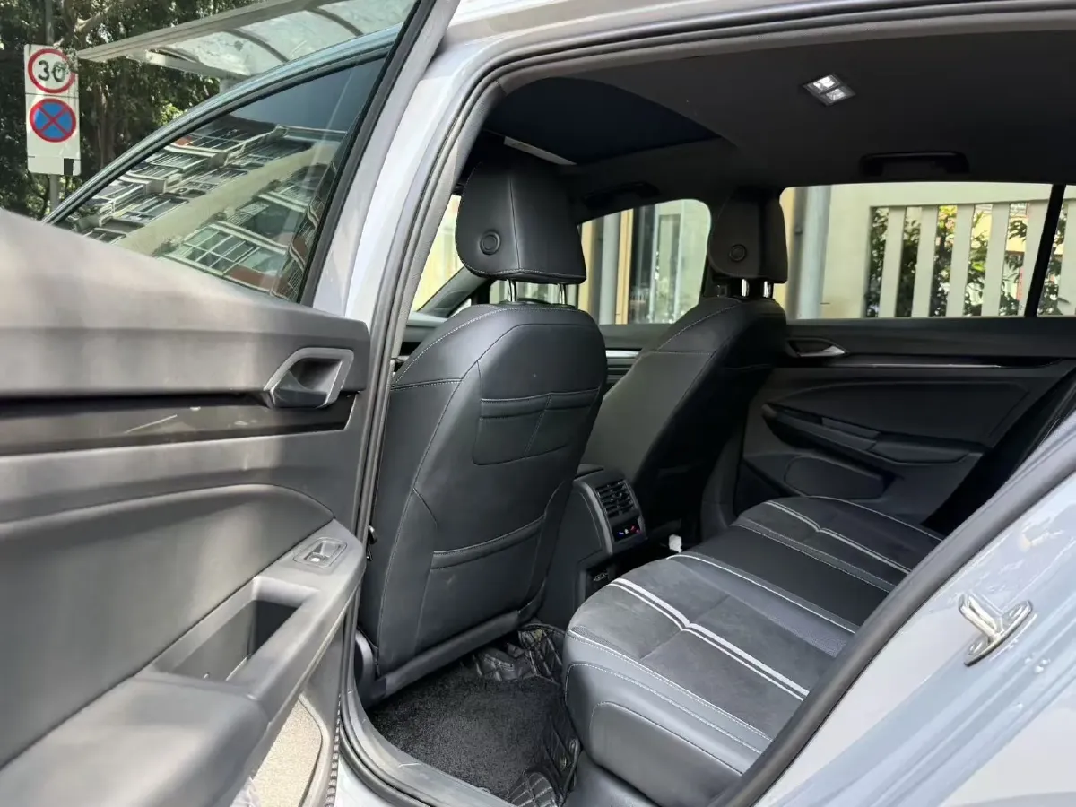 2021 Volkswagen Golf 1.4T 150HP L4 7DCT,autocango,china used car exporter,china ev exporter,chinese used car exporter,chinese used ev exporter