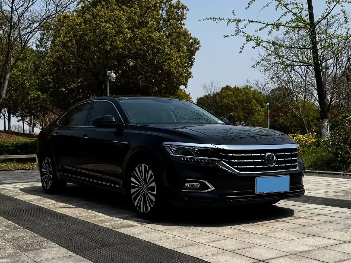 2019 Volvo V40 1.5T 152HP L4 6AT,autocango,china used car exporter,china ev exporter,chinese used car exporter,chinese used ev exporter