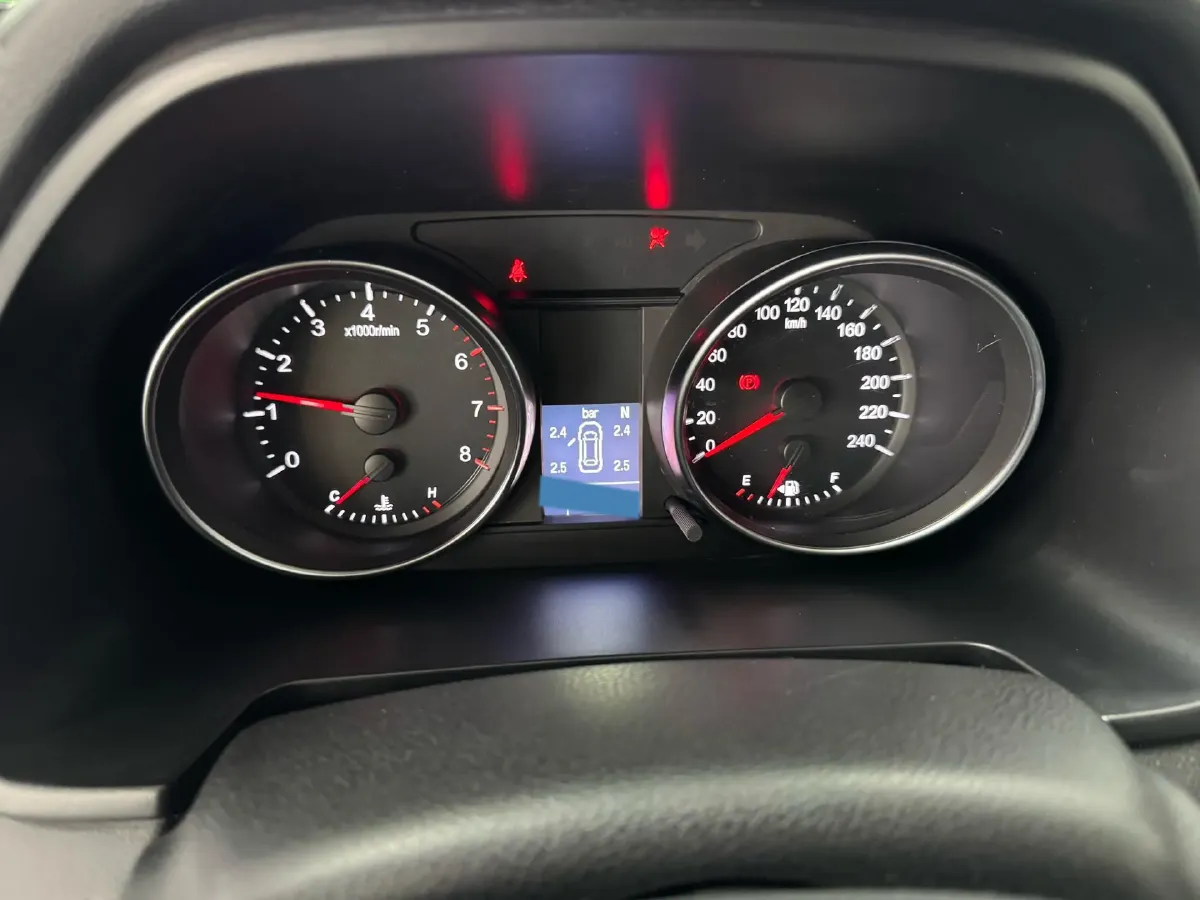 2022 Haval H6 1.5T 184HP L4 7DCT,autocango,china used car exporter,china ev exporter,chinese used car exporter,chinese used ev exporter