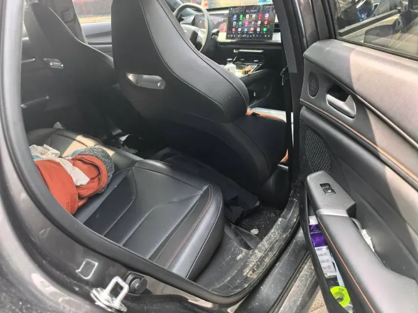 2025 ChangAn UNI-V 1.5T 192HP L4 7DCT,autocango,china used car exporter,china ev exporter,chinese used car exporter,chinese used ev exporter