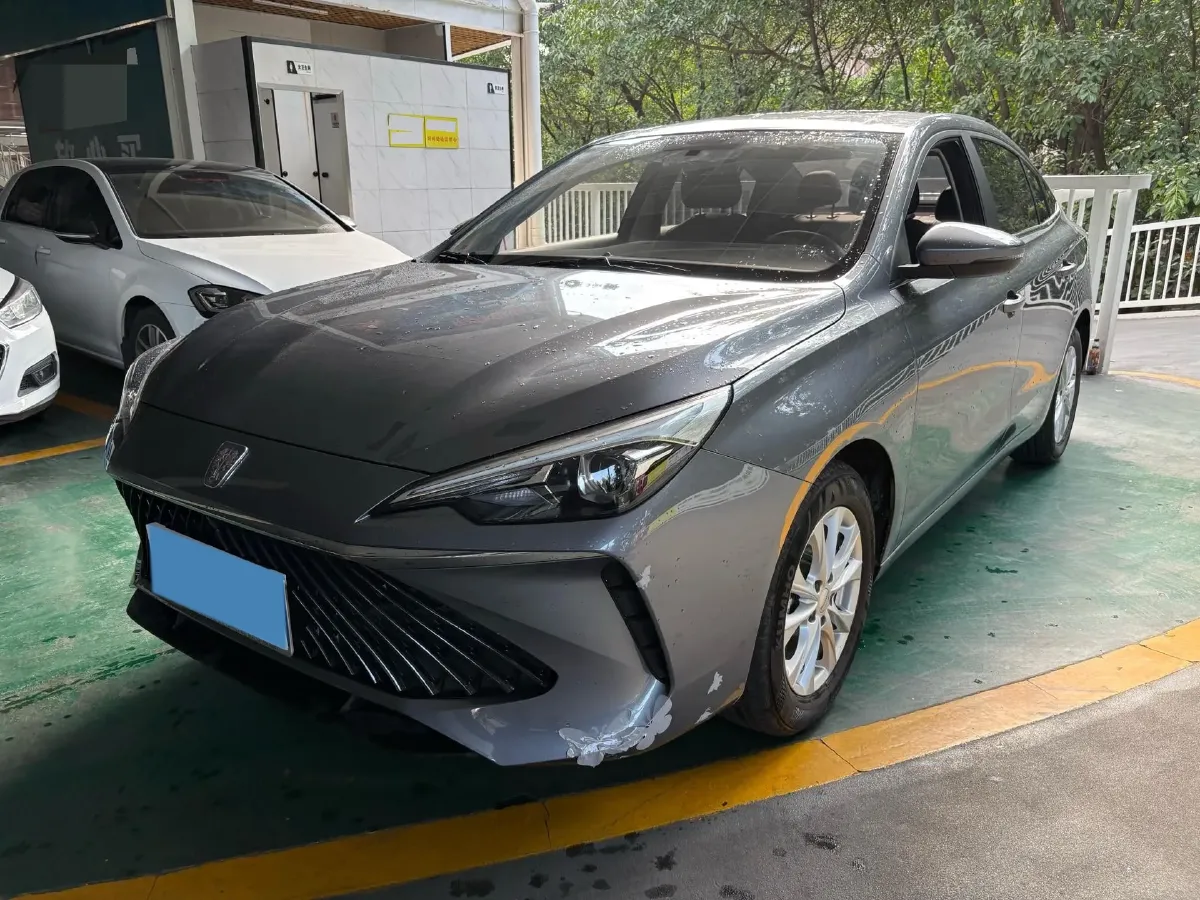 2023 Roewe i5 1.5L 129HP L4 CVT,autocango,china used car exporter,china ev exporter,chinese used car exporter,chinese used ev exporter