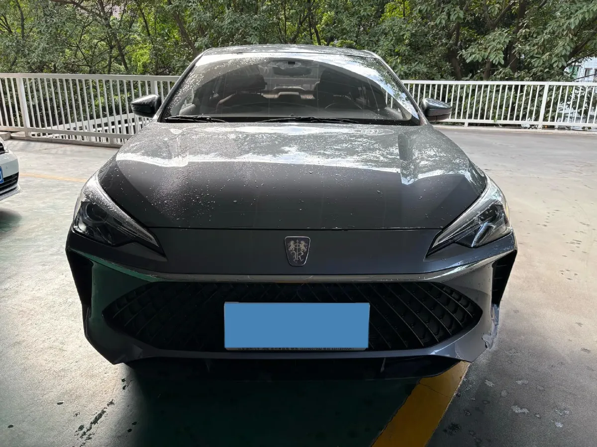 2023 Roewe i5 1.5L 129HP L4 CVT,autocango,china used car exporter,china ev exporter,chinese used car exporter,chinese used ev exporter