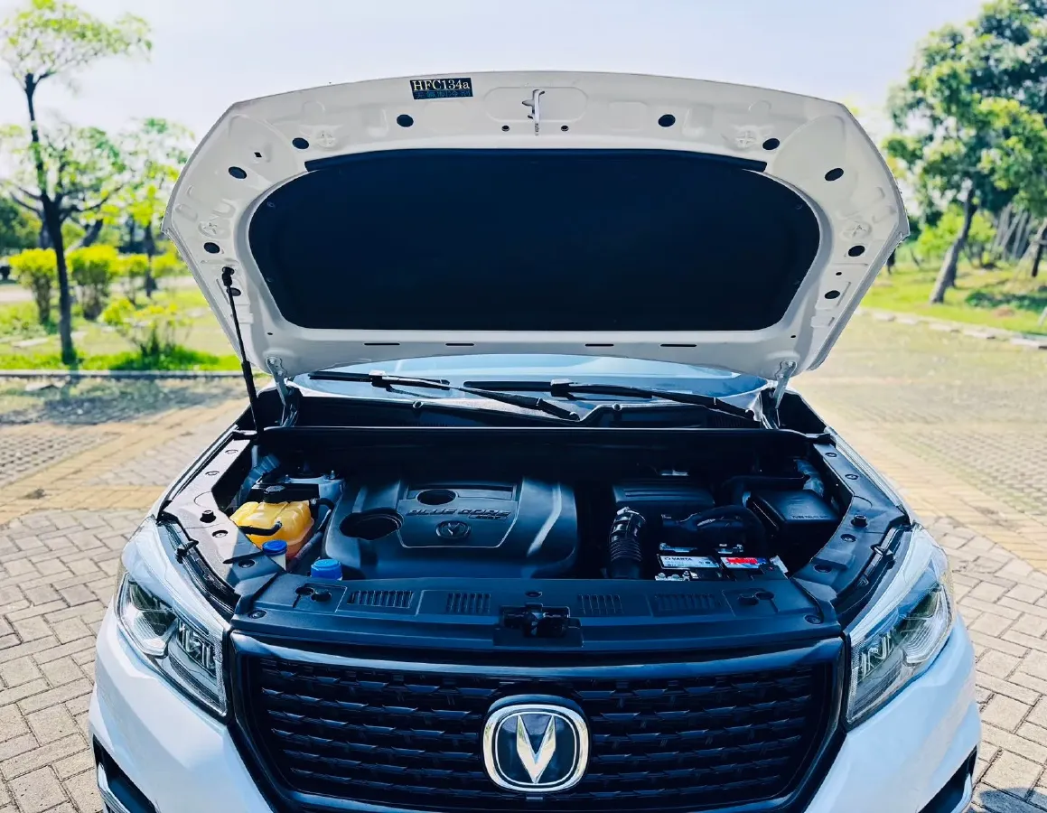 2021 ChangAn CS75 1.5T 178HP L4 7DCT,autocango,china used car exporter,china ev exporter,chinese used car exporter,chinese used ev exporter