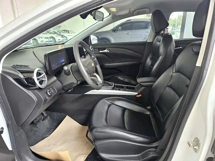 2023 Chevrolet Monza 1.5L 113HP L4 6DCT,autocango,china used car exporter,china ev exporter,chinese used car exporter,chinese used ev exporter