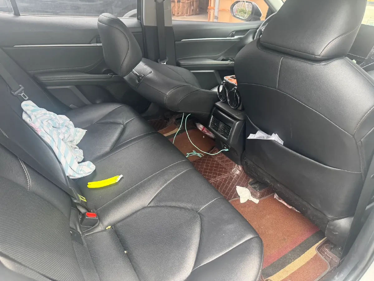 2021 Toyota Camry 2.5L 209HP L4 8AT,autocango,china used car exporter,china ev exporter,chinese used car exporter,chinese used ev exporter