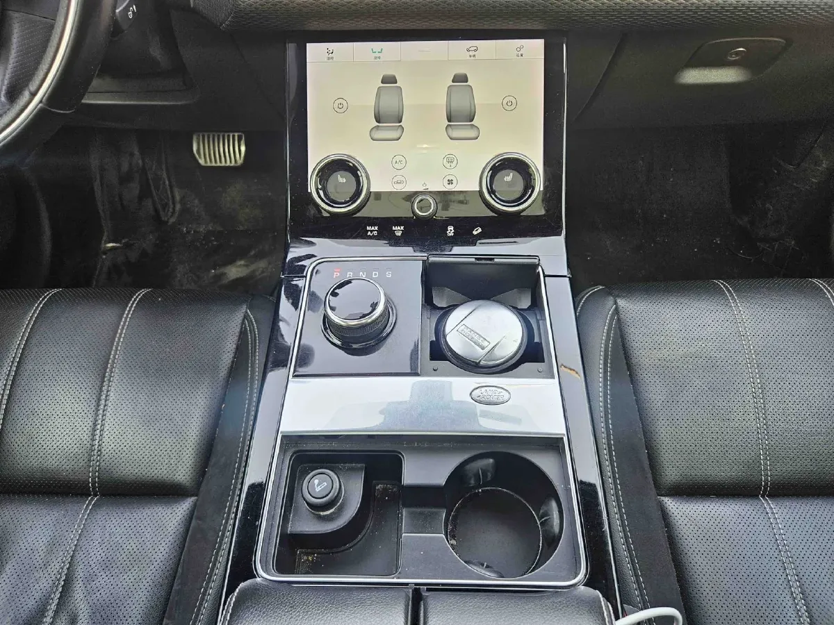 2019 Land Rover Range Rover Velar 3.0T 380HP V6 8AT,autocango,china used car exporter,china ev exporter,chinese used car exporter,chinese used ev exporter