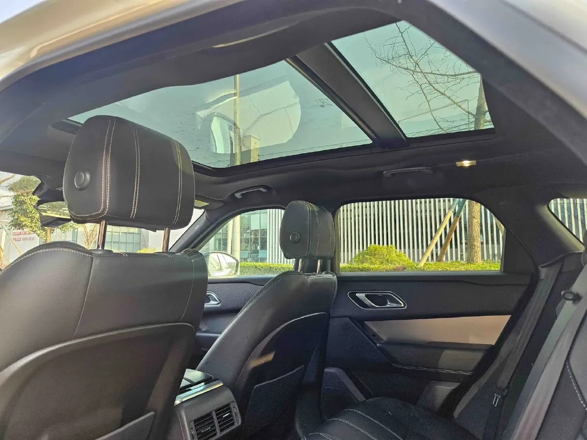 2019 Land Rover Range Rover Velar 3.0T 380HP V6 8AT,autocango,china used car exporter,china ev exporter,chinese used car exporter,chinese used ev exporter