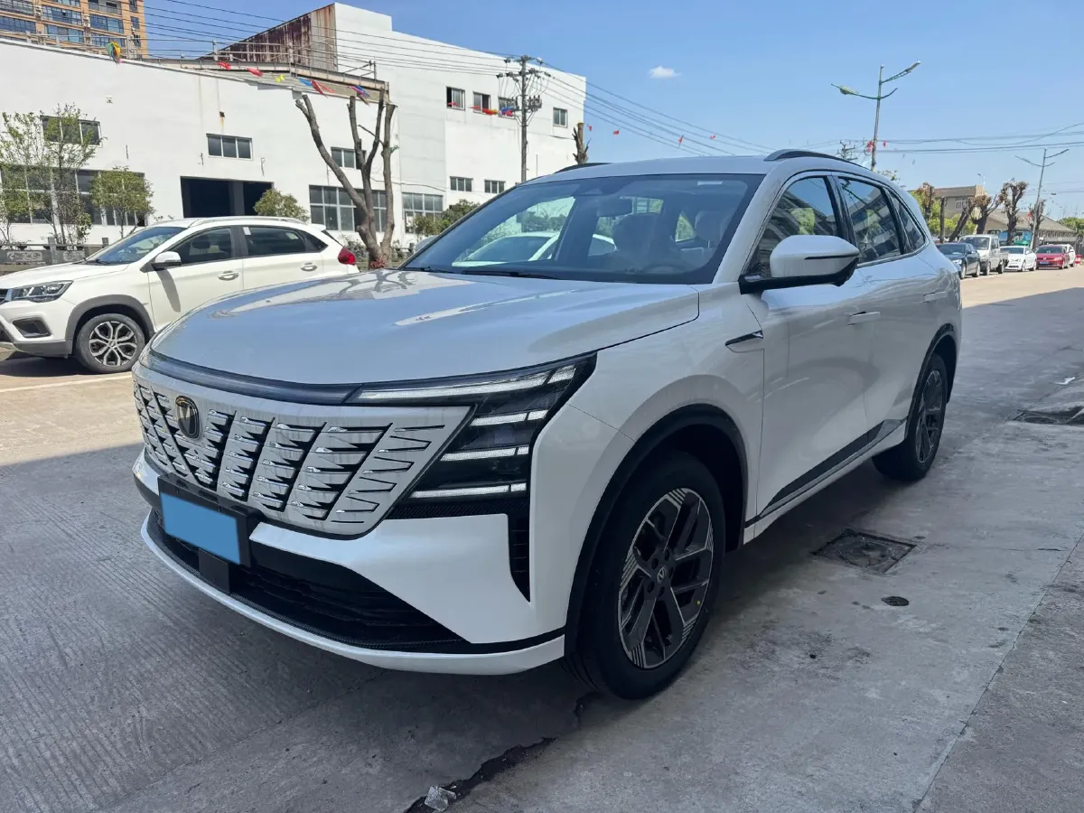 2025 ChangAn CS75 Plus 1.5T 188HP L4 8AT,autocango,china used car exporter,china ev exporter,chinese used car exporter,chinese used ev exporter