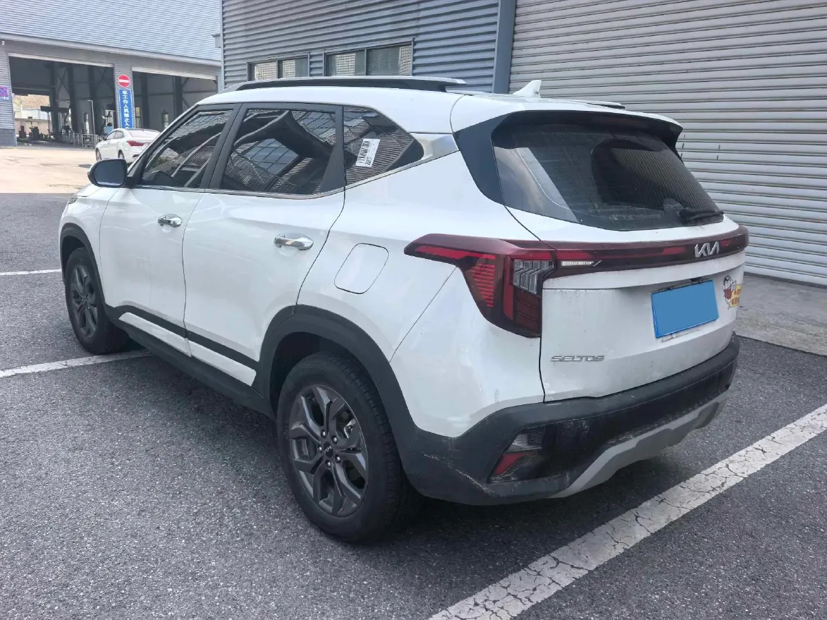 2023 Kia Seltos 1.5L 115HP L4 CVT,autocango,china used car exporter,china ev exporter,chinese used car exporter,chinese used ev exporter