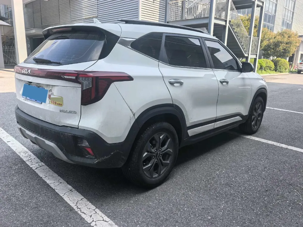 2023 Kia Seltos 1.5L 115HP L4 CVT,autocango,china used car exporter,china ev exporter,chinese used car exporter,chinese used ev exporter