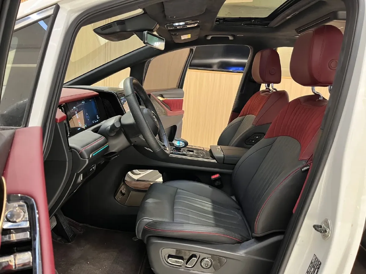 2023 GAC Trumpchi M8 2.0T 190HP L4 E-CVT Hybrid,autocango,china used car exporter,china ev exporter,chinese used car exporter,chinese used ev exporter