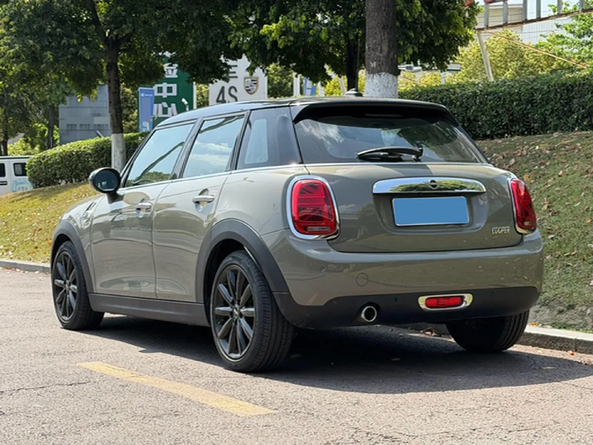2020 MINI MINI 1.5T 136HP L3 7DCT,autocango,china used car exporter,china ev exporter,chinese used car exporter,chinese used ev exporter