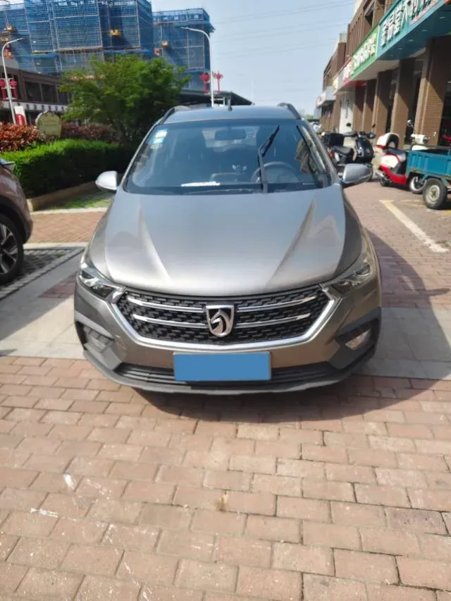 2018 BaoJun 360 1.5L 112HP L4 6MT,autocango,china used car exporter,china ev exporter,chinese used car exporter,chinese used ev exporter