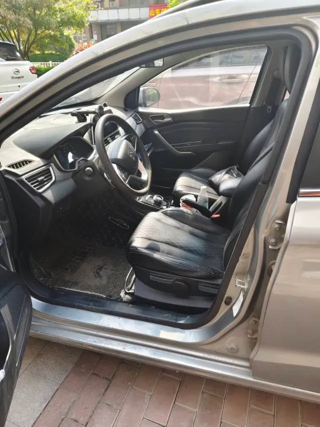 2018 BaoJun 360 1.5L 112HP L4 6MT,autocango,china used car exporter,china ev exporter,chinese used car exporter,chinese used ev exporter