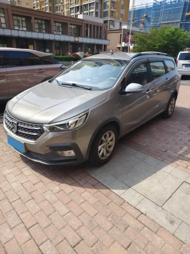 2018 BaoJun 360 1.5L 112HP L4 6MT,autocango,china used car exporter,china ev exporter,chinese used car exporter,chinese used ev exporter