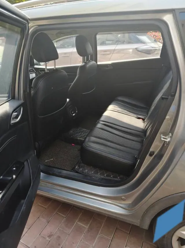 2018 BaoJun 360 1.5L 112HP L4 6MT,autocango,china used car exporter,china ev exporter,chinese used car exporter,chinese used ev exporter