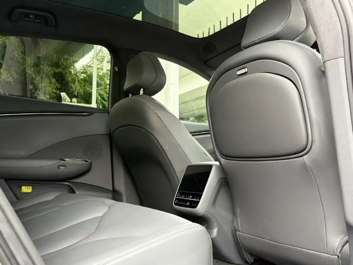 2025 Xpeng G7 BEV,autocango,china used car exporter,china ev exporter,chinese used car exporter,chinese used ev exporter