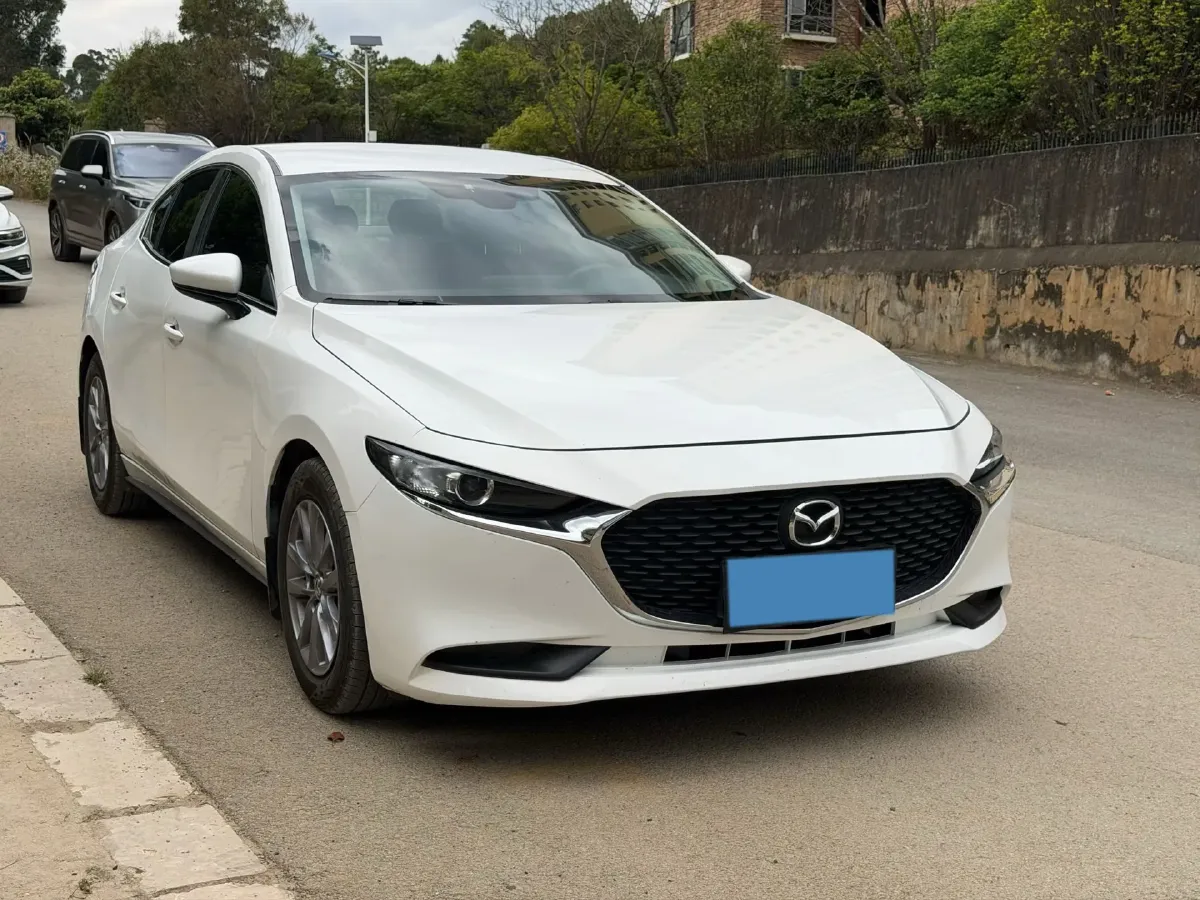 2023 Mazda 3 Axela 2.0L 158HP L4 6AT,autocango,china used car exporter,china ev exporter,chinese used car exporter,chinese used ev exporter