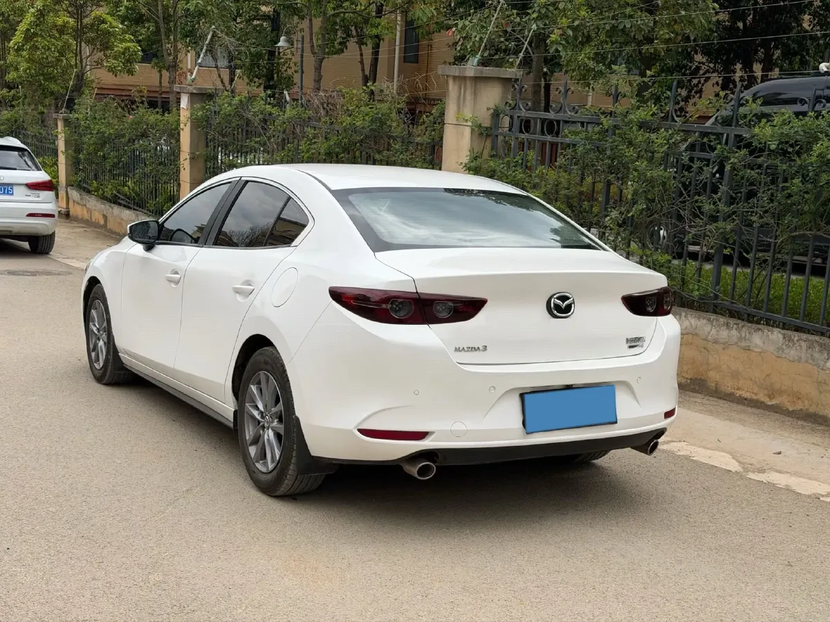 2023 Mazda 3 Axela 2.0L 158HP L4 6AT,autocango,china used car exporter,china ev exporter,chinese used car exporter,chinese used ev exporter