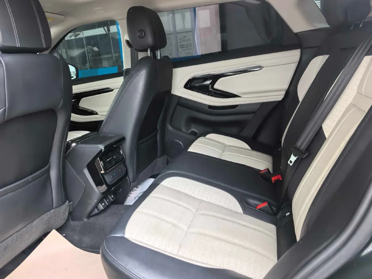 2022 Land Rover Range Rover Evoque 2.0T 249HP L4 9AT,autocango,china used car exporter,china ev exporter,chinese used car exporter,chinese used ev exporter