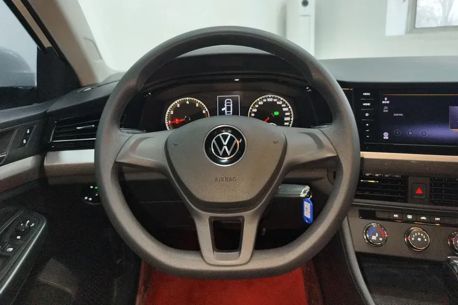 2021 Volkswagen Bora 1.5L 113HP L4 6AT,autocango,china used car exporter,china ev exporter,chinese used car exporter,chinese used ev exporter