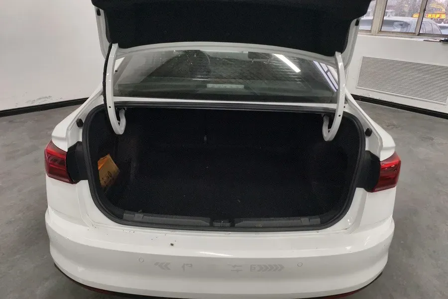 2021 Volkswagen Bora 1.5L 113HP L4 6AT,autocango,china used car exporter,china ev exporter,chinese used car exporter,chinese used ev exporter