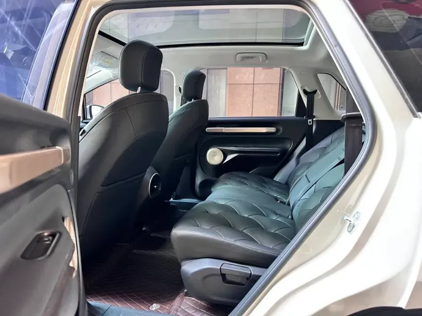 2023 BaoJun Cloud BEV 50.6KWH,autocango,china used car exporter,china ev exporter,chinese used car exporter,chinese used ev exporter