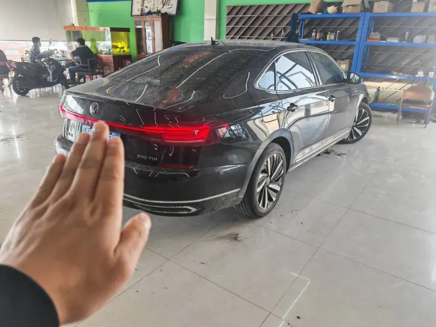 2022 Xpeng P7 BEV 60.2KWH,autocango,china used car exporter,china ev exporter,chinese used car exporter,chinese used ev exporter