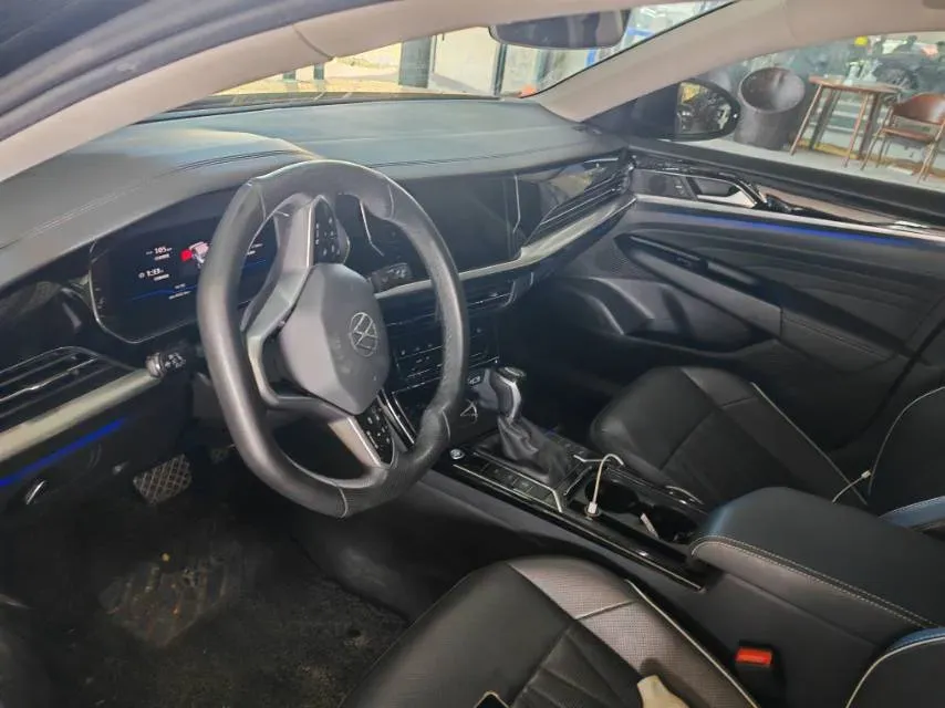 2022 Xpeng P7 BEV 60.2KWH,autocango,china used car exporter,china ev exporter,chinese used car exporter,chinese used ev exporter