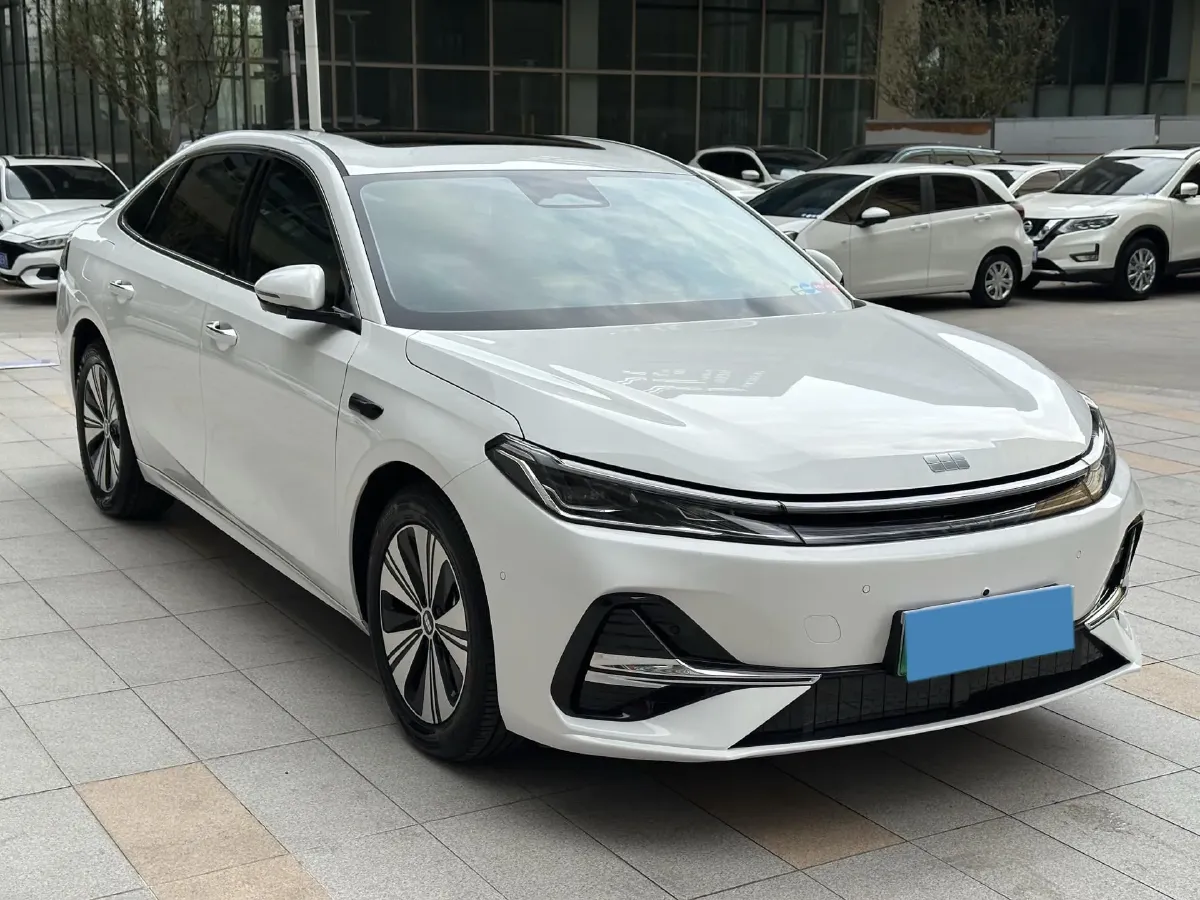 2025 Geely Galaxy A7 1.5L 112HP L4 1DHT PHEV,autocango,china used car exporter,china ev exporter,chinese used car exporter,chinese used ev exporter