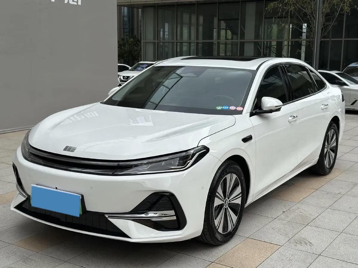 2025 Geely Galaxy A7 1.5L 112HP L4 1DHT PHEV,autocango,china used car exporter,china ev exporter,chinese used car exporter,chinese used ev exporter