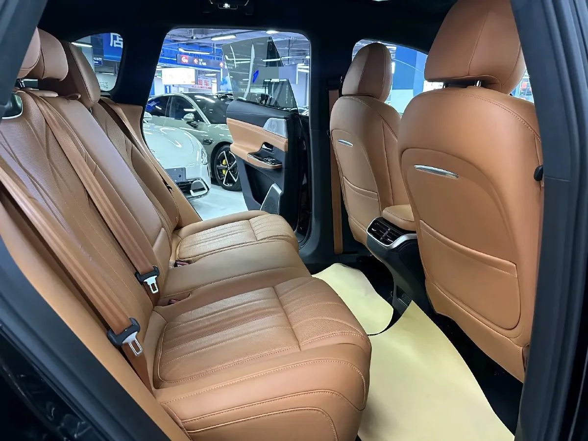 2025 Xpeng G9 BEV 79KWH,autocango,china used car exporter,china ev exporter,chinese used car exporter,chinese used ev exporter