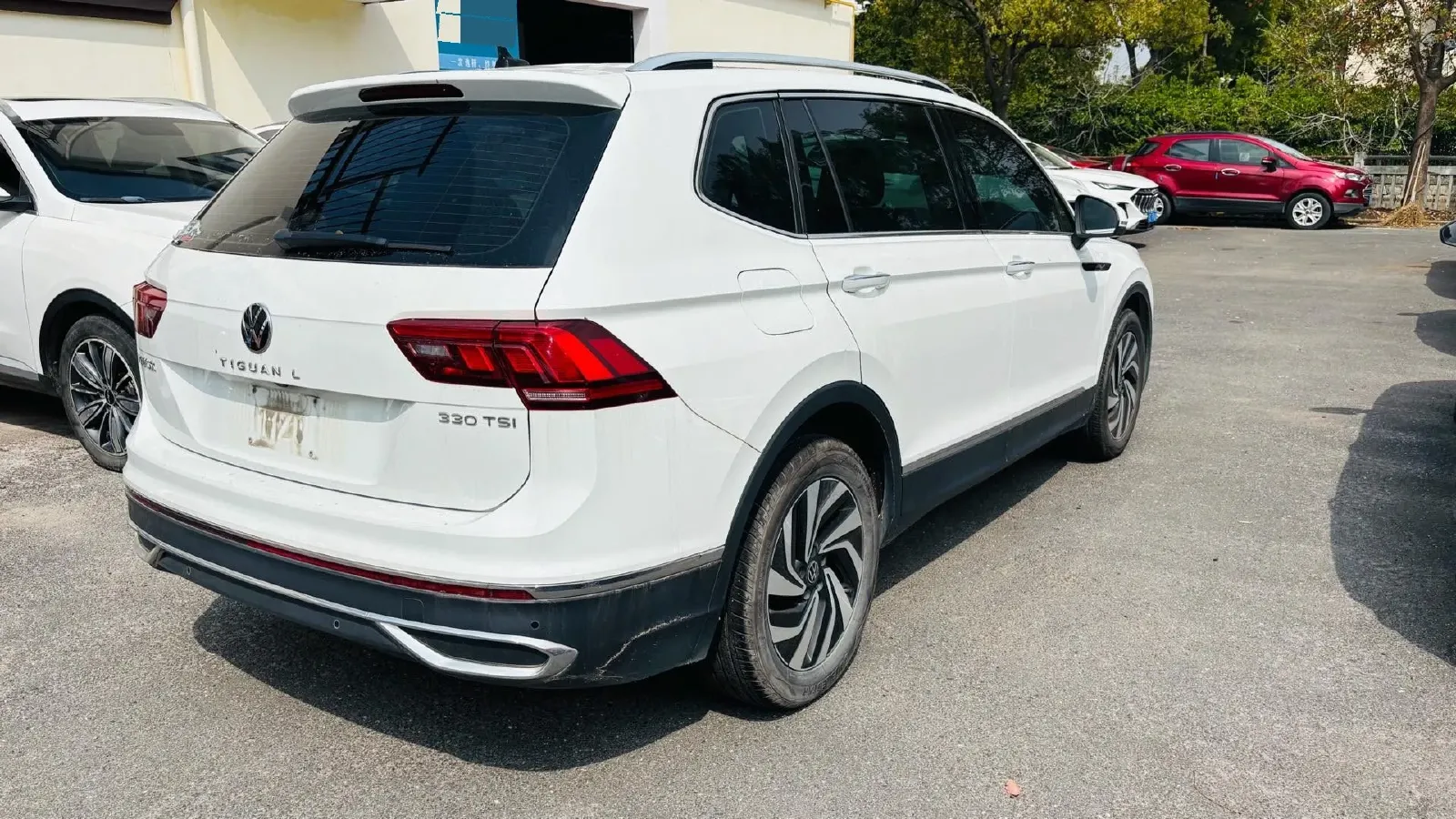 2023 Volkswagen Tiguan L 2.0T 186HP L4 7DCT,autocango,china used car exporter,china ev exporter,chinese used car exporter,chinese used ev exporter