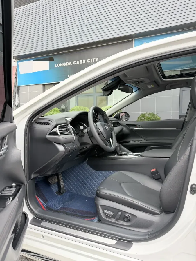 2023 Toyota Camry 2.0L 177HP L4 CVT,autocango,china used car exporter,china ev exporter,chinese used car exporter,chinese used ev exporter