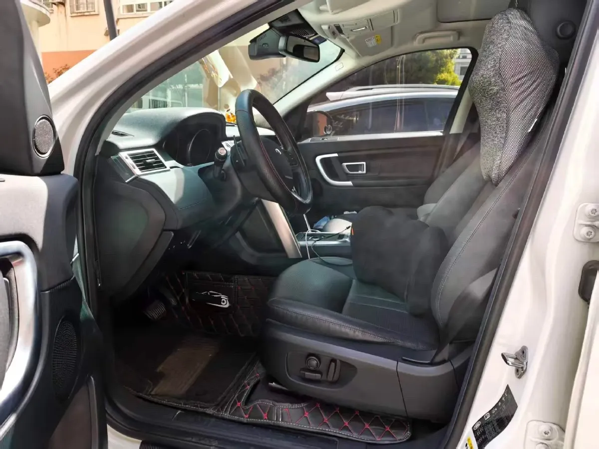 2019 Land Rover Discovery Sport 2.0T 241HP L4 9AT,autocango,china used car exporter,china ev exporter,chinese used car exporter,chinese used ev exporter