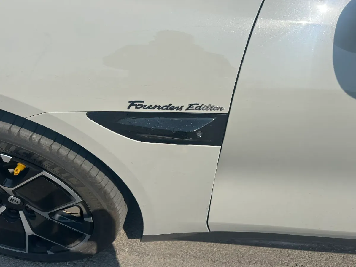 2024 MI SU7 BEV 73.6KWH,autocango,china used car exporter,china ev exporter,chinese used car exporter,chinese used ev exporter