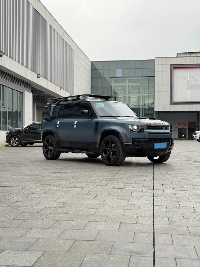 2023 Land Rover Defender 3.0T 400HP L6 8AT,autocango,china used car exporter,china ev exporter,chinese used car exporter,chinese used ev exporter