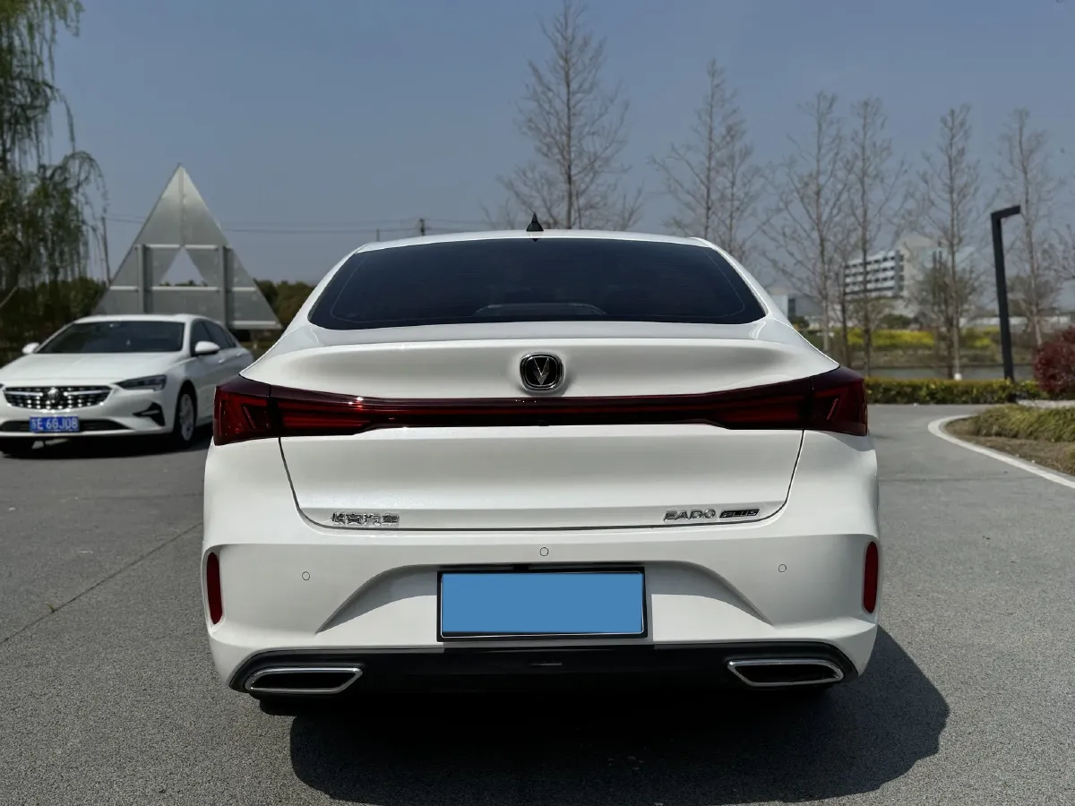 2025 ChangAn Eado 1.4T 160HP L4 7DCT,autocango,china used car exporter,china ev exporter,chinese used car exporter,chinese used ev exporter