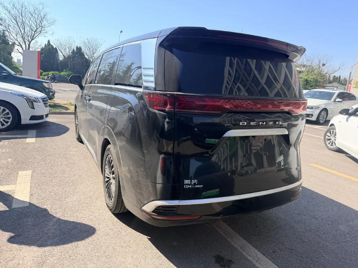 2022 HongQi HS7 3.0T 337HP V6 8AT,autocango,china used car exporter,china ev exporter,chinese used car exporter,chinese used ev exporter