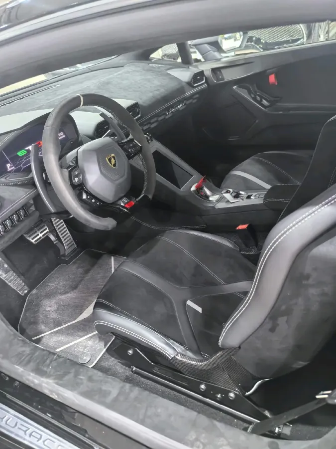 2021 Lamborghini Huracán 5.2L 640HP V10 7DCT,autocango,china used car exporter,china ev exporter,chinese used car exporter,chinese used ev exporter