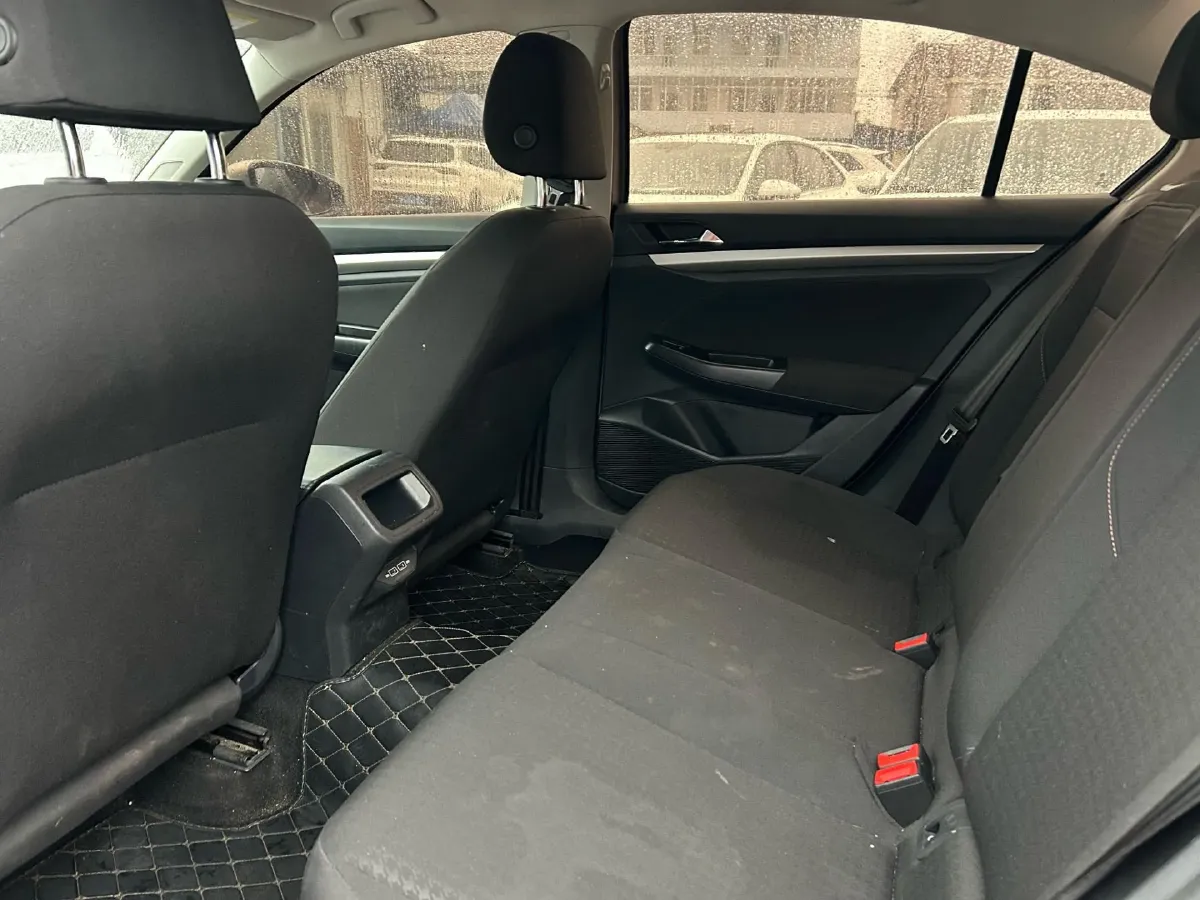 2021 Volkswagen Bora 1.5L 113HP L4 6AT,autocango,china used car exporter,china ev exporter,chinese used car exporter,chinese used ev exporter