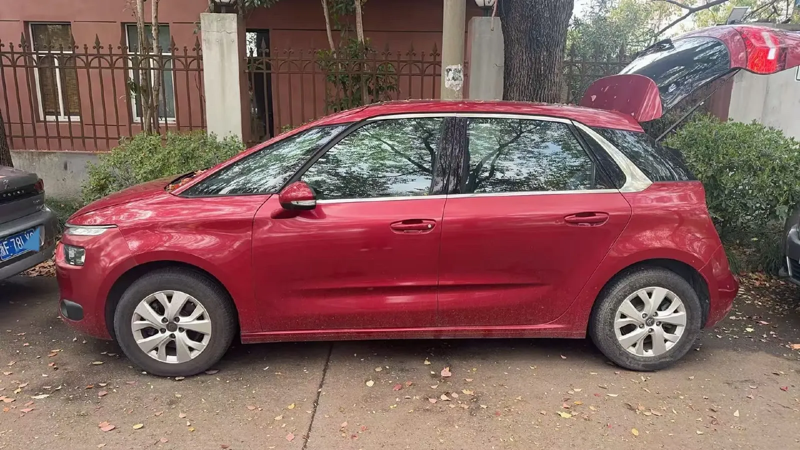 2015 Citroen C4 Picasso 1.6T 165HP L4 6AT,autocango,china used car exporter,china ev exporter,chinese used car exporter,chinese used ev exporter