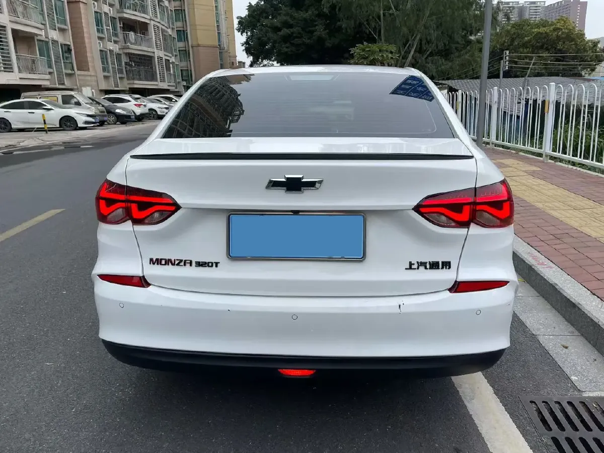 2022 Chevrolet Monza 1.0T 125HP L3 6DCT,autocango,china used car exporter,china ev exporter,chinese used car exporter,chinese used ev exporter
