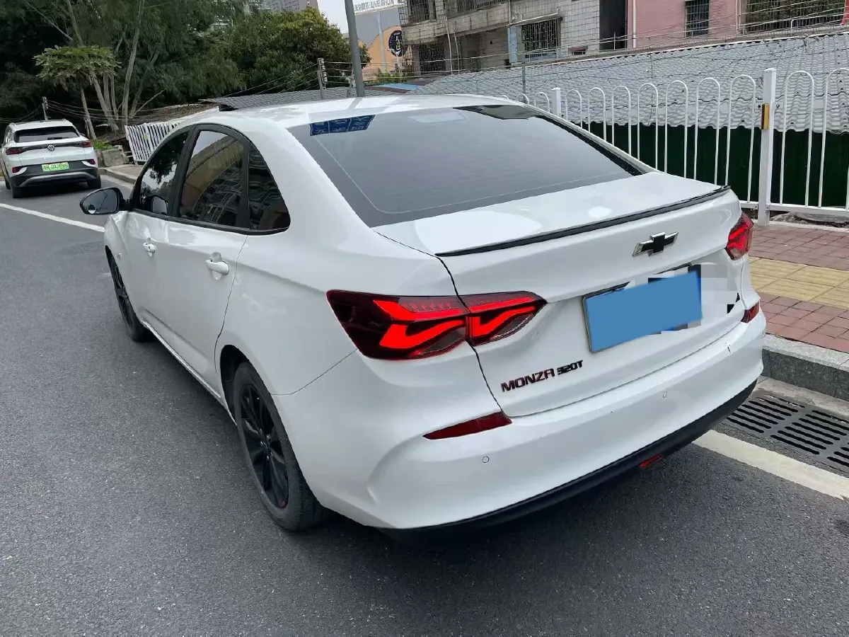 2022 Chevrolet Monza 1.0T 125HP L3 6DCT,autocango,china used car exporter,china ev exporter,chinese used car exporter,chinese used ev exporter