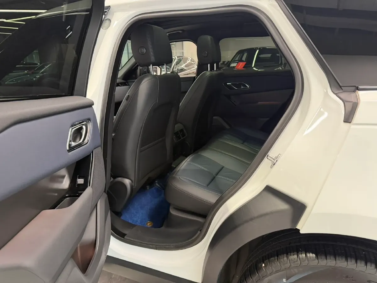 2024 Land Rover Range Rover Velar 2.0T 250HP L4 8AT,autocango,china used car exporter,china ev exporter,chinese used car exporter,chinese used ev exporter