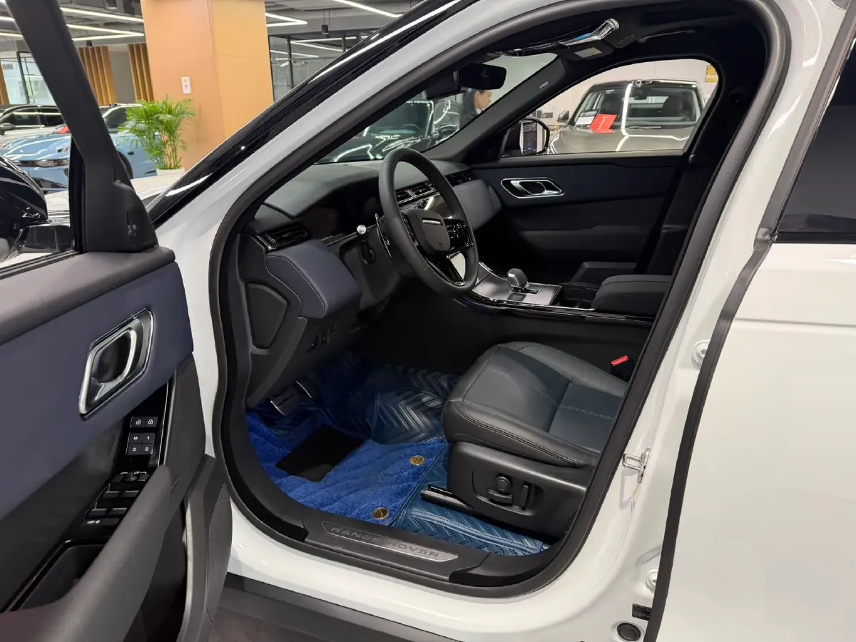 2024 Land Rover Range Rover Velar 2.0T 250HP L4 8AT,autocango,china used car exporter,china ev exporter,chinese used car exporter,chinese used ev exporter