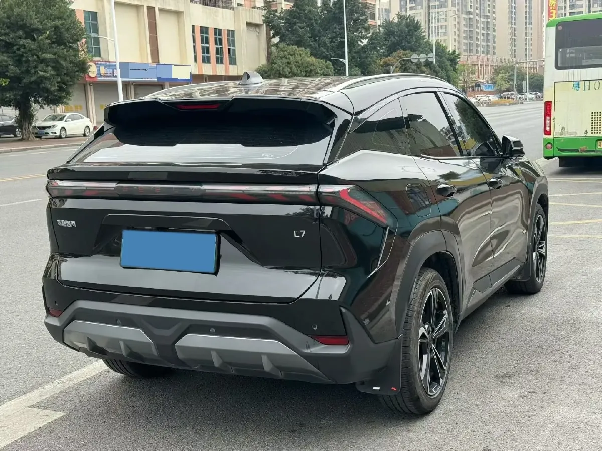 2023 Geely Galaxy L7 1.5T 163HP L4 3DHT PHEV 18.7KWH,autocango,china used car exporter,china ev exporter,chinese used car exporter,chinese used ev exporter