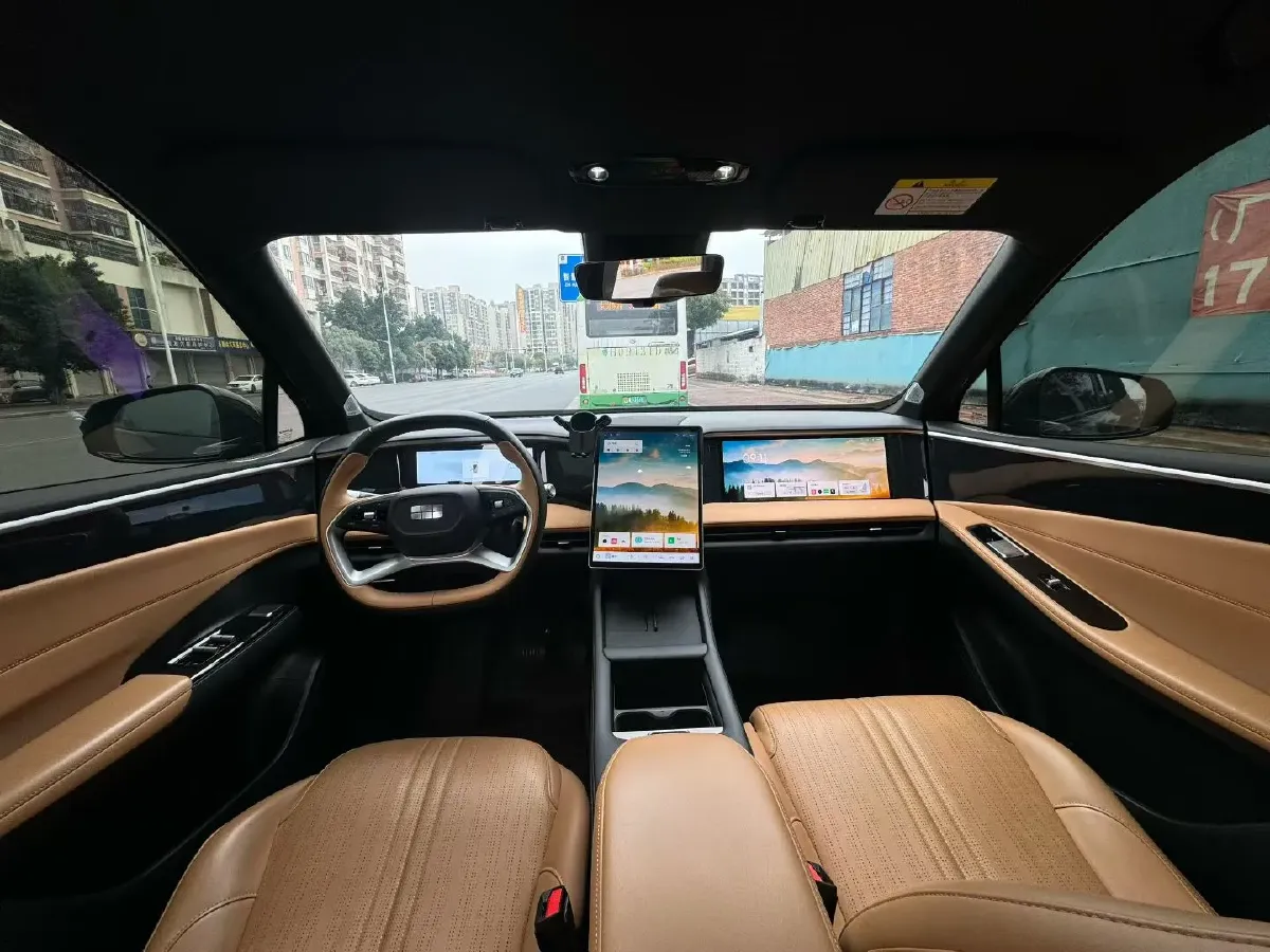 2023 Geely Galaxy L7 1.5T 163HP L4 3DHT PHEV 18.7KWH,autocango,china used car exporter,china ev exporter,chinese used car exporter,chinese used ev exporter