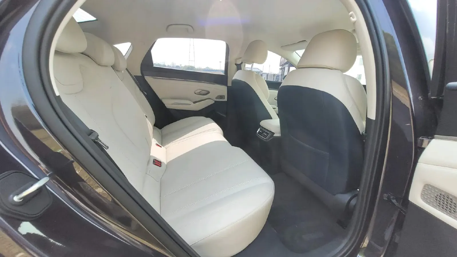 2024 BYD QinL 1.5L 101HP L4 E-CVT PHEV 10.08KWH,autocango,china used car exporter,china ev exporter,chinese used car exporter,chinese used ev exporter